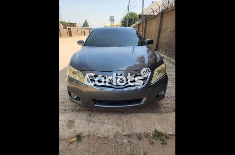 Used Toyota Camry 2009 for sale in Abuja, FCT - photo 2 of 6