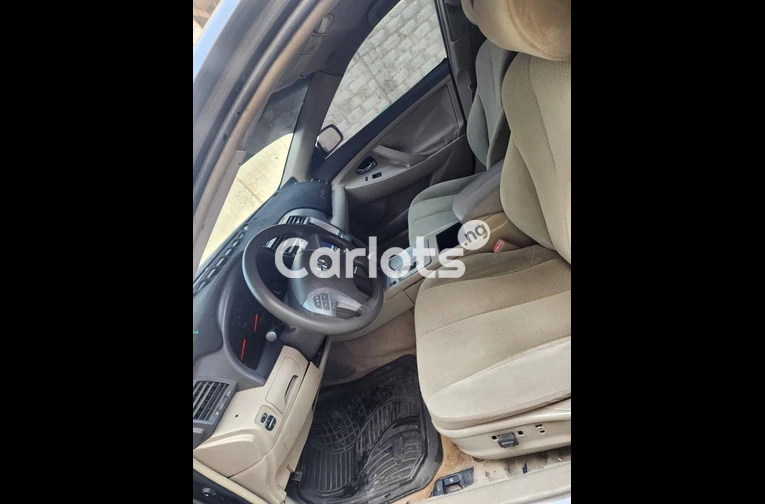 Used Toyota Camry 2009 for sale in Abuja, FCT - photo 3 of 6