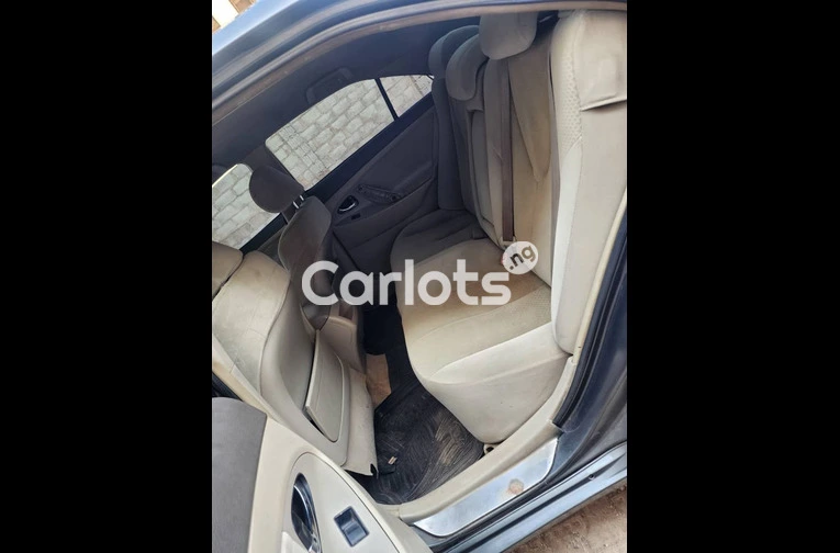 Used Toyota Camry 2009 for sale in Abuja, FCT - photo 5 of 6