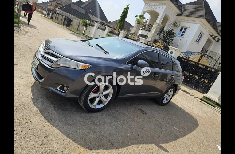 Toyota Venza 2009 model for sale in Abuja, FCT - thumbnail 3