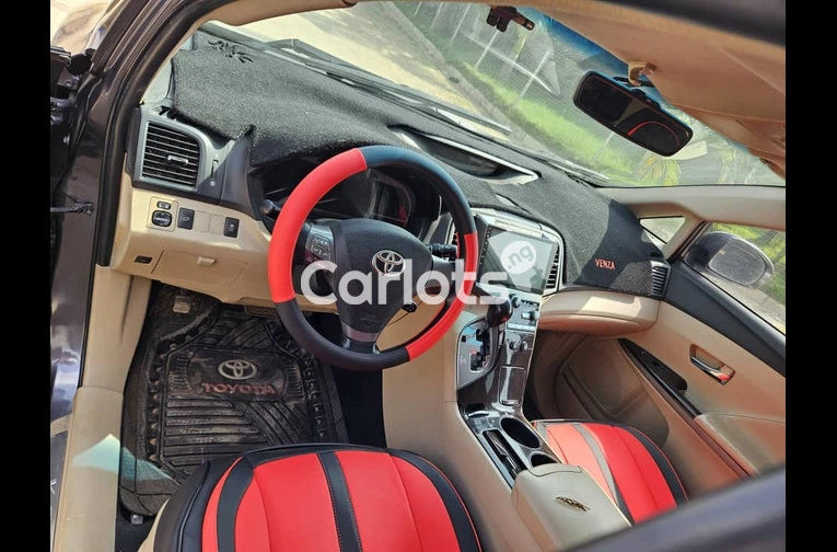 Toyota Venza 2009 model for sale in Abuja, FCT - thumbnail 4