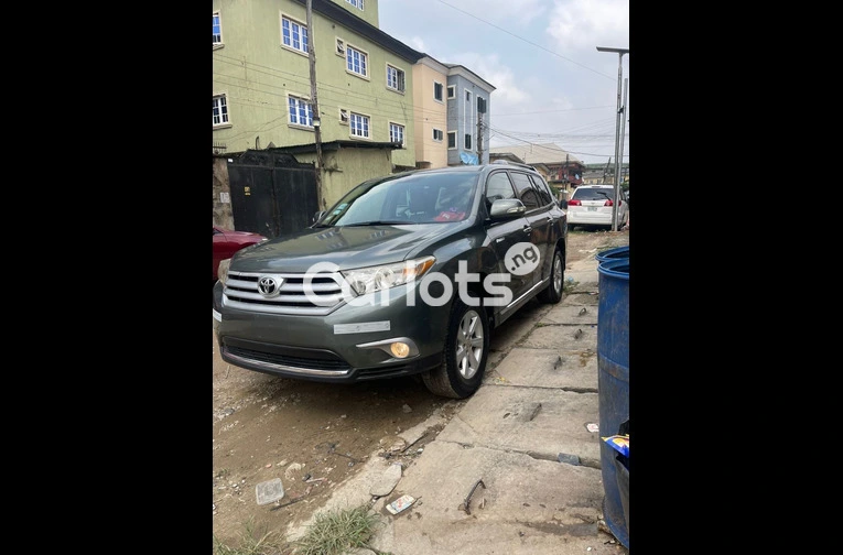 BELGIUM GRADE 2011 TOYOTA HIGHLANDER LIMITED for sale in Surulere, Lagos - thumbnail 6