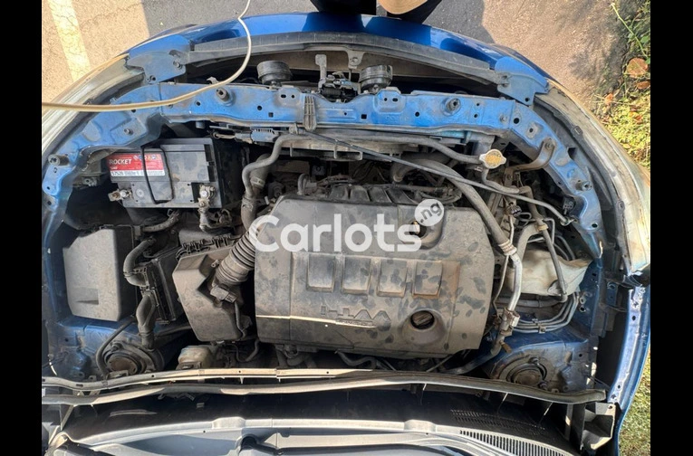 NIGERIAN USED TOYOTA MATRIX - 6/7