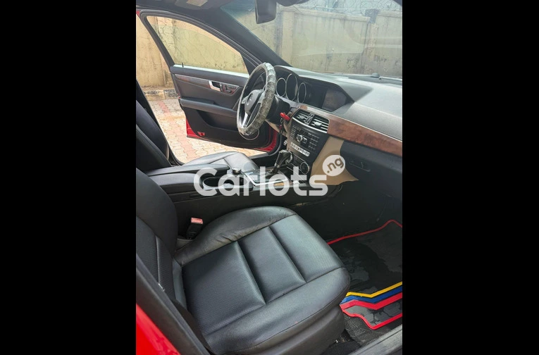 2012 MERCEDES BENZ C300 for sale in Garki, FCT - thumbnail 6
