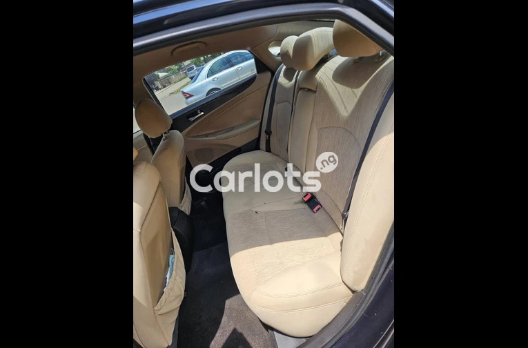 Foreign Used Hyundai Sonata 2013 for sale in Abuja, FCT - photo 4 of 5