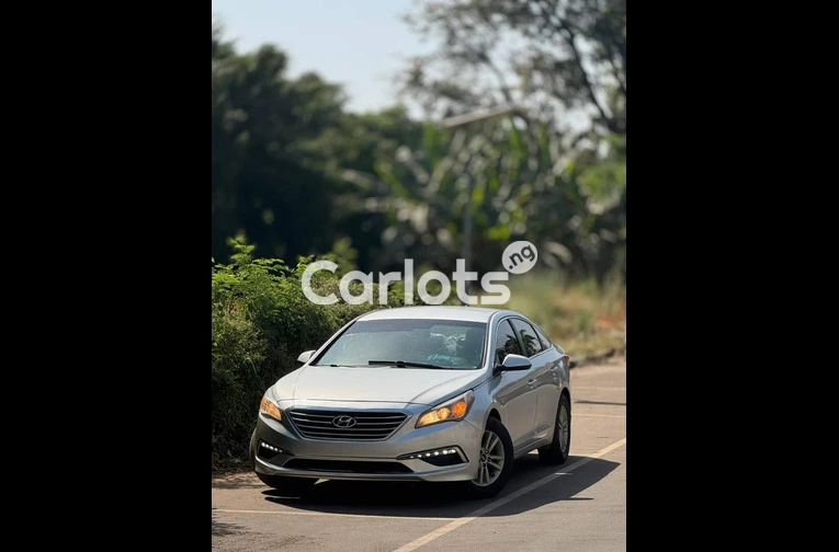 2015 Hyundai Sonata - 1/5
