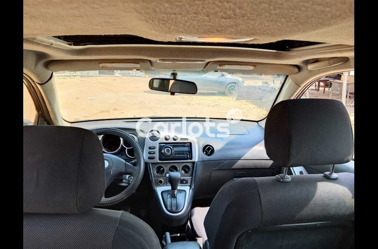 Pontiac Vibe 2004 Model for sale in Abuja, FCT - thumbnail 4