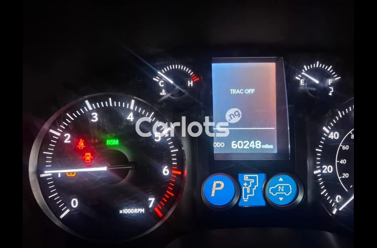 FOREIGN USED 2015 LEXUS GX460 PREMIUM EDITION for sale in Ikeja, Lagos - photo 2 of 7