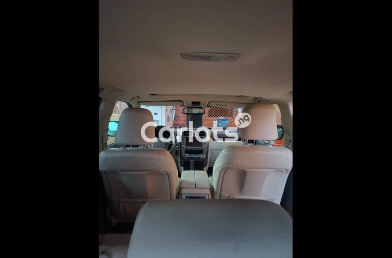 FOREIGN USED 2015 LEXUS GX460 PREMIUM EDITION for sale in Ikeja, Lagos - thumbnail 3
