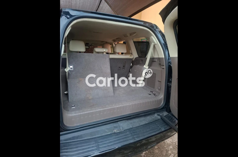 FOREIGN USED 2015 LEXUS GX460 PREMIUM EDITION for sale in Ikeja, Lagos - thumbnail 5