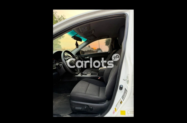 FOREIGN USED TOYOTA CAMRY 2015 MODEL for sale in Abuja, FCT - thumbnail 6
