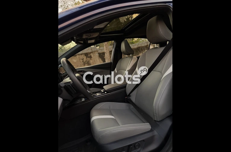 2025 Toyota Camry SE for sale in Asokoro, FCT - photo 5 of 7