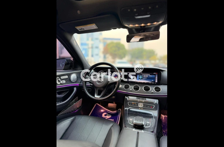 Foreign used Mercedes Benz E300 2017 model for sale in Abuja, FCT - photo 3 of 7