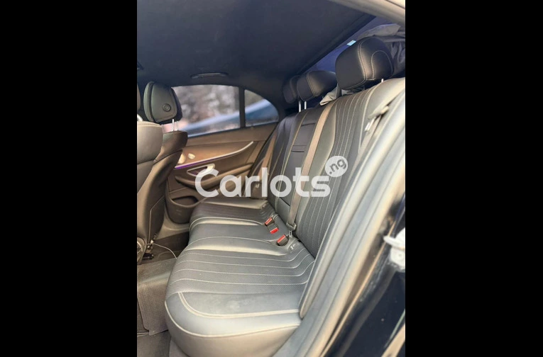 Foreign used Mercedes Benz E300 2017 model for sale in Abuja, FCT - thumbnail 5