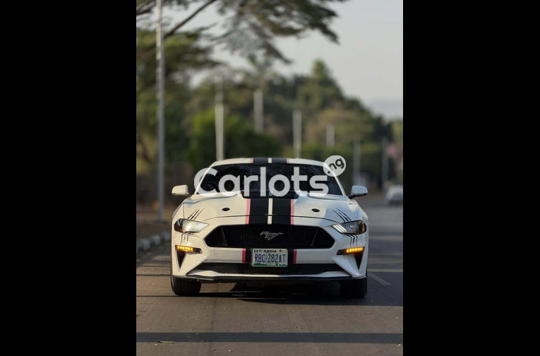 2021 FORD MUSTANG 5.0 (TUNED) for sale in Asokoro, FCT - photo 2 of 7
