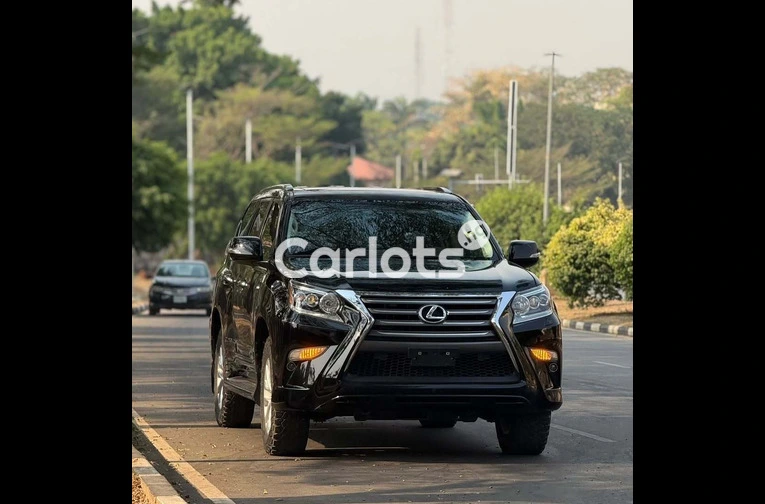 Sharp Deal 🚙 2017 Lexus GX460 – Clean Interior | Abuja for sale in Asokoro, FCT - photo 2 of 7