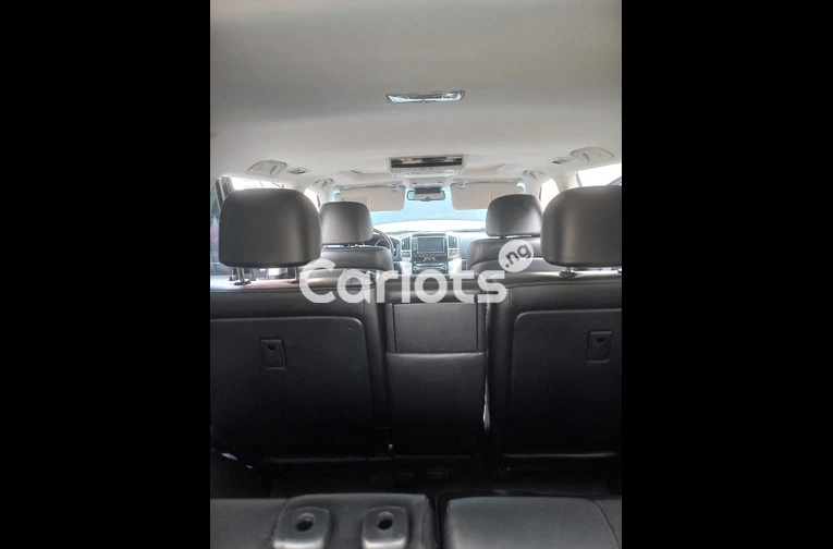 BOUGHT BRAND NEW 2016⬆️2023 TOYOTA LANDCRUISER VX for sale in Lagos, Lagos - thumbnail 4