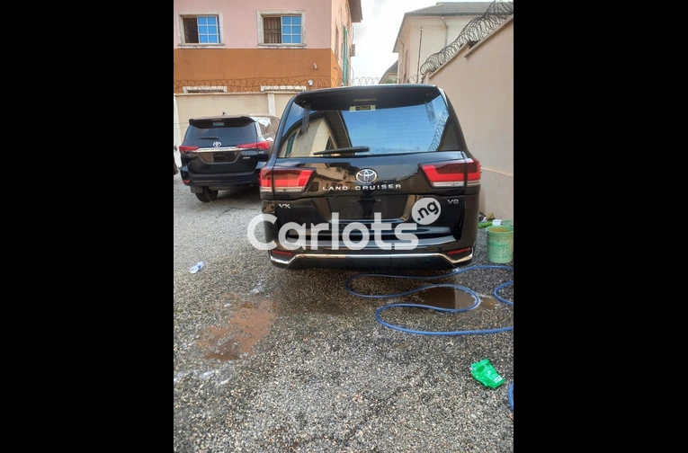 BOUGHT BRAND NEW 2016⬆️2023 TOYOTA LANDCRUISER VX for sale in Lagos, Lagos - thumbnail 7
