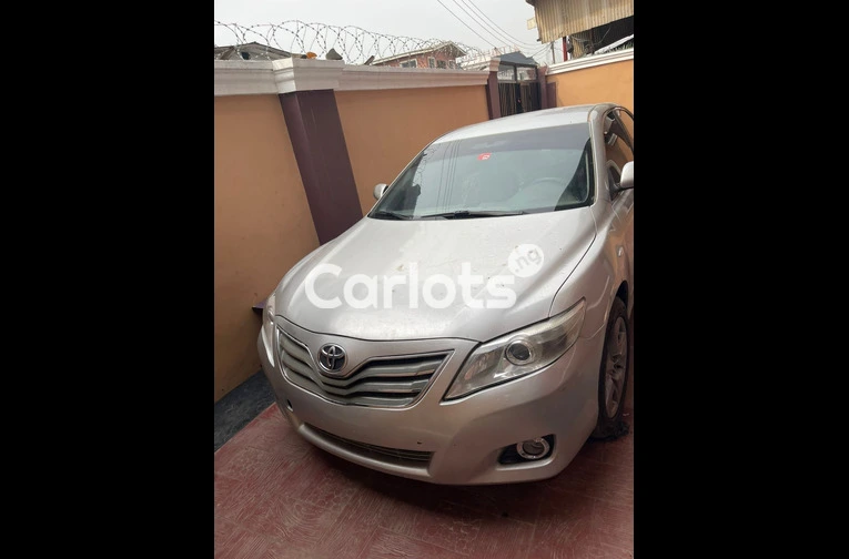 TOKUNBO 2008 TOYOTA CAMRY FULL OPTION for sale in Oshodi, Lagos - photo 7 of 7
