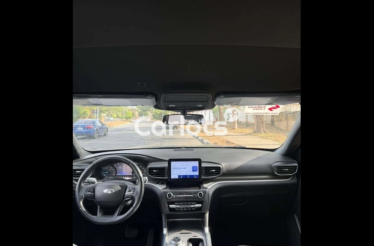 Foreign Used 2020  Ford Explorer SUV for sale in Asokoro, FCT - photo 5 of 7