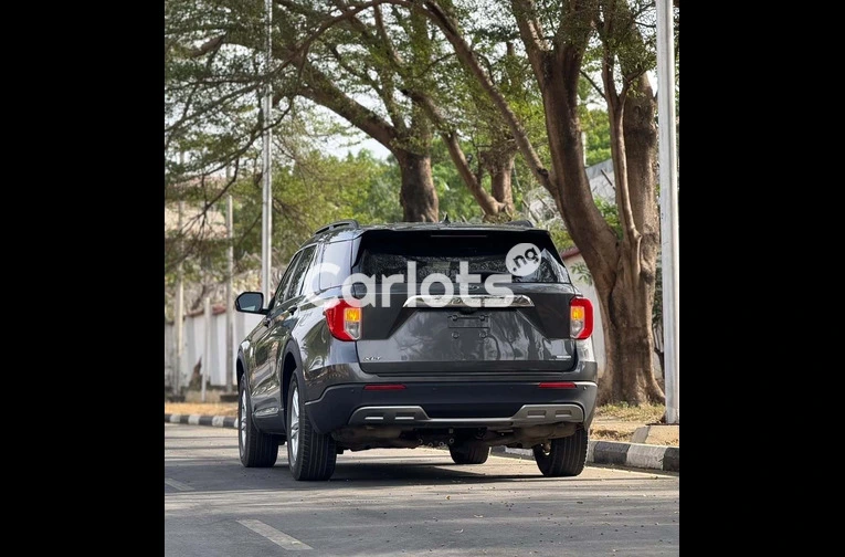 Foreign Used 2020  Ford Explorer SUV for sale in Asokoro, FCT - thumbnail 7