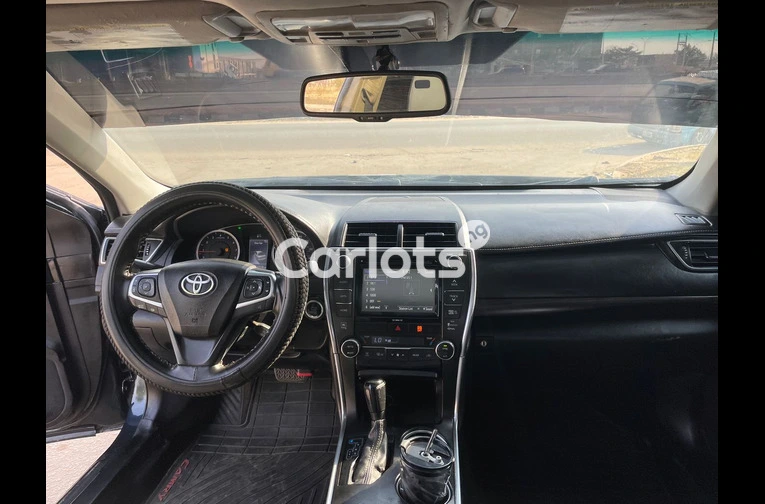 Foreign used Standard 2016 V6 Toyota Camry for sale in Abuja, FCT - photo 4 of 7