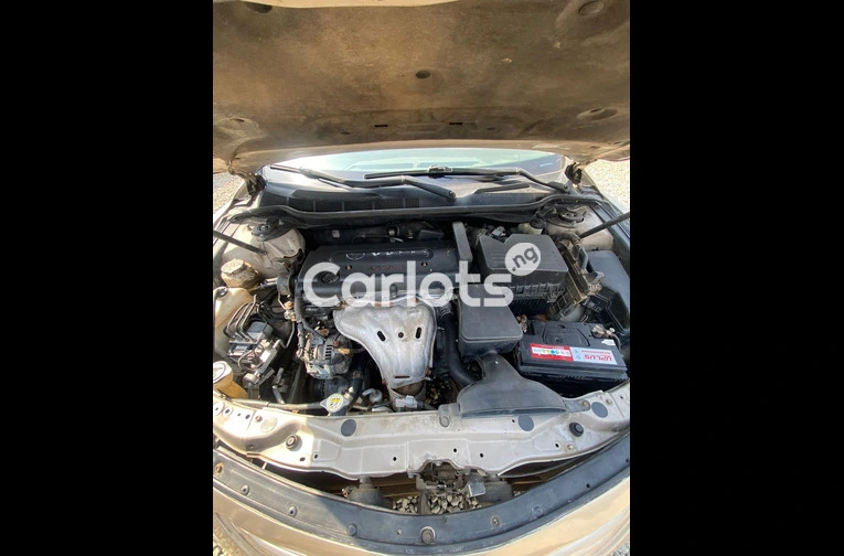 Foreign used Standard 2016 V6 Toyota Camry - 5/7