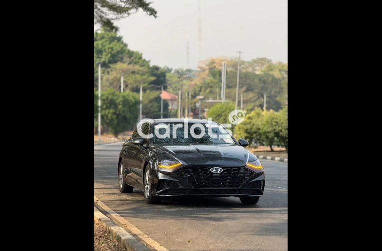 2020 Hyundai Sonata (Foreign Used, Very Clean) for sale in Asokoro, FCT - thumbnail 3