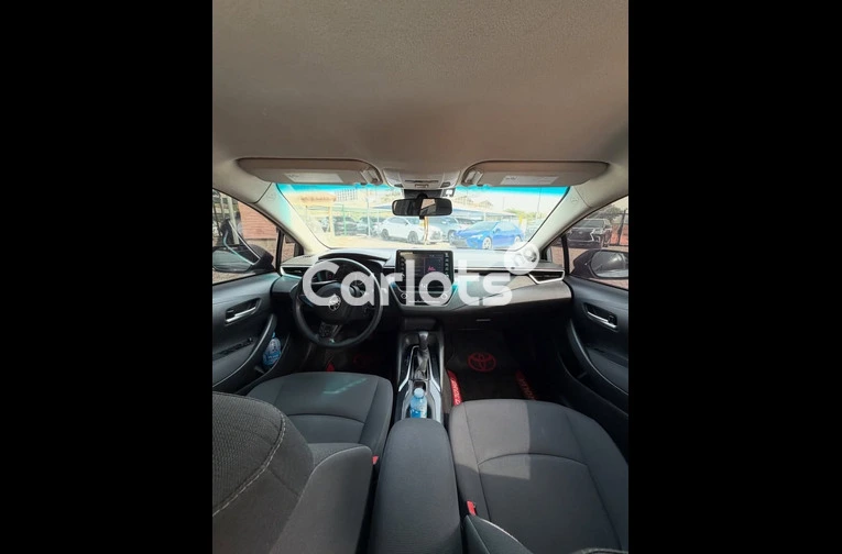 Foreign Used 2021 TOYOTA COROLLA APEX for sale in Garki, FCT - thumbnail 2