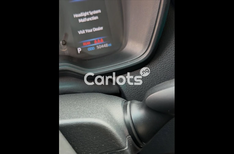 Foreign Used 2021 TOYOTA COROLLA APEX for sale in Garki, FCT - thumbnail 4