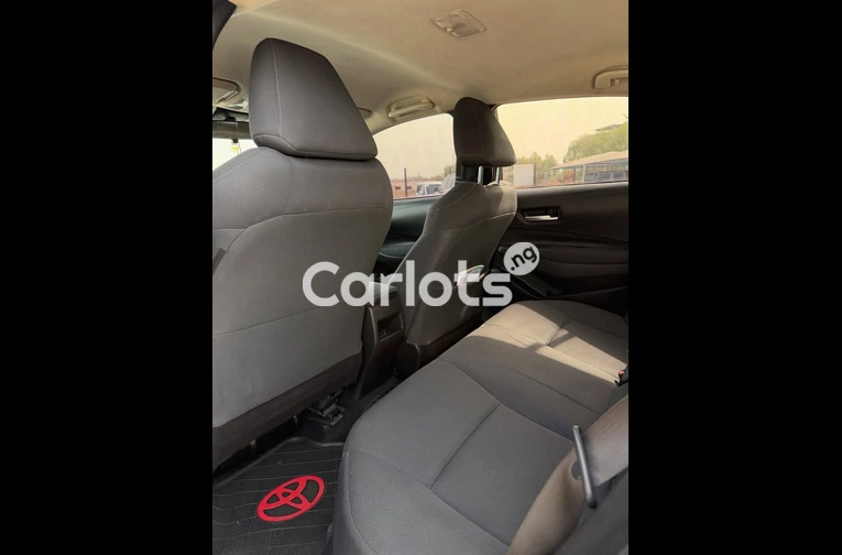 Foreign Used 2021 TOYOTA COROLLA APEX for sale in Garki, FCT - photo 5 of 7