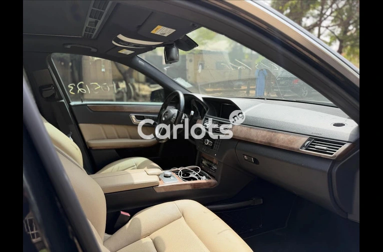 used Mercedes Benz E350 4matic 2012 for sale in Abuja, FCT - thumbnail 4