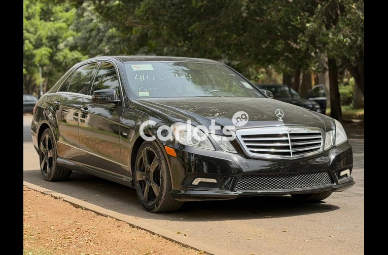 used Mercedes Benz E350 4matic 2012 for sale in Abuja, FCT - photo 6 of 7