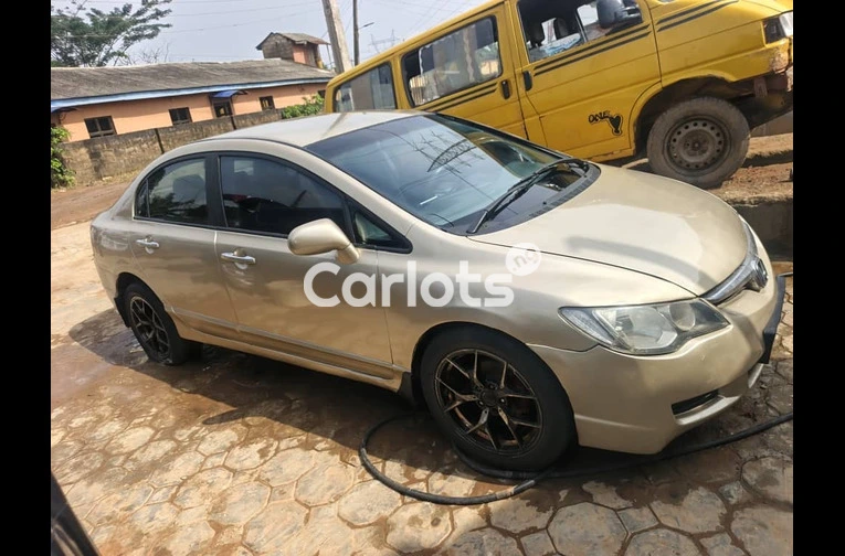 Nigerian Used UBER STANDARD 2008 HONDA CIVIC for sale in Ipaja, Lagos - thumbnail 1