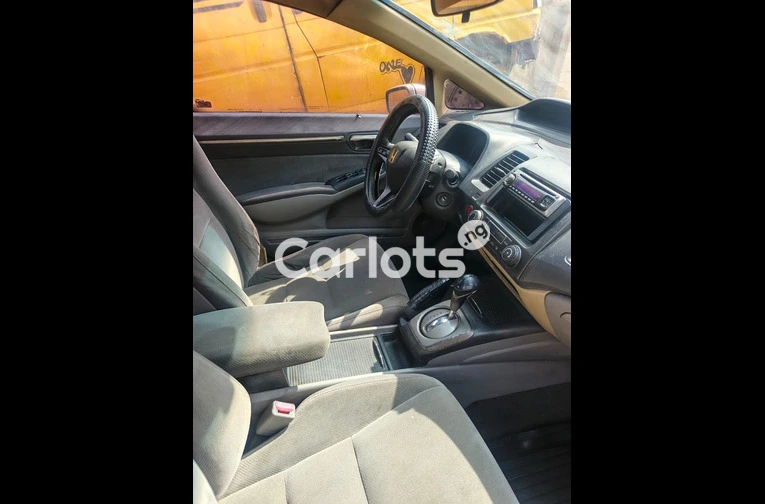 Nigerian Used UBER STANDARD 2008 HONDA CIVIC for sale in Ipaja, Lagos - thumbnail 2