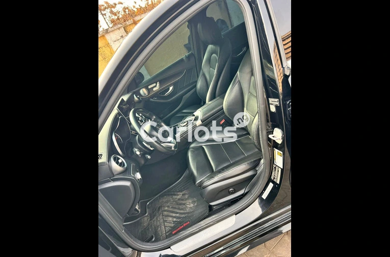 FOREIGN USED 2015 MERCEDES BENZ C300 AMG TRIM for sale in Abuja, FCT - thumbnail 4