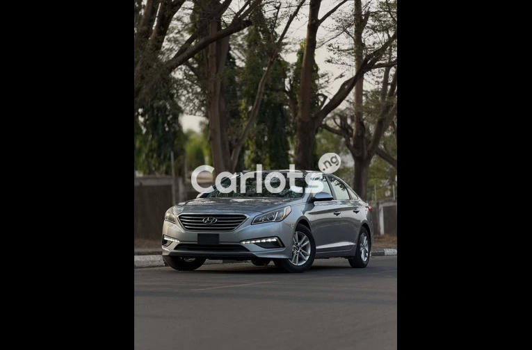 HYUNDAI SONATA 2015