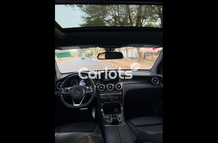 Clean 2019 MERCEDES-BENZ GLC43 AMG for sale in Asokoro, FCT - photo 4 of 7