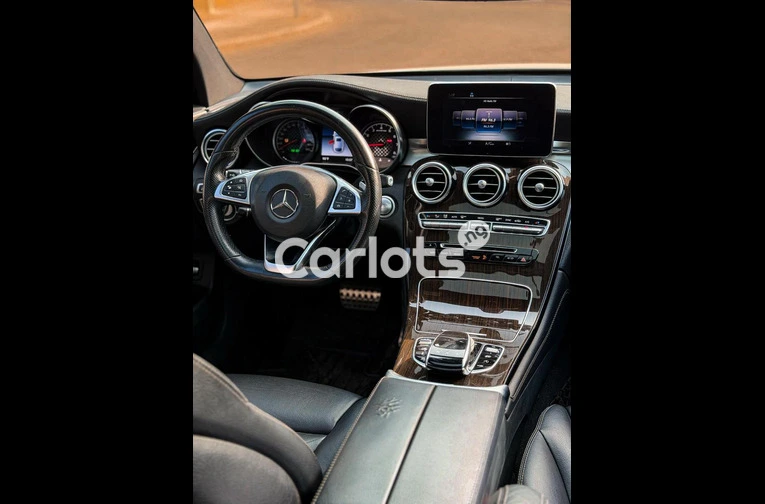 FOREIGN USED 2019 MERCEDES BENZ GLC43 AMG COUPE for sale in Abuja, FCT - thumbnail 3