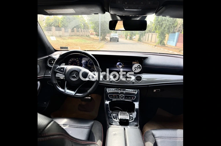 FOREIGN USED 2017 MERCEDES BENZ E43 AMG for sale in Abuja, FCT - photo 5 of 7