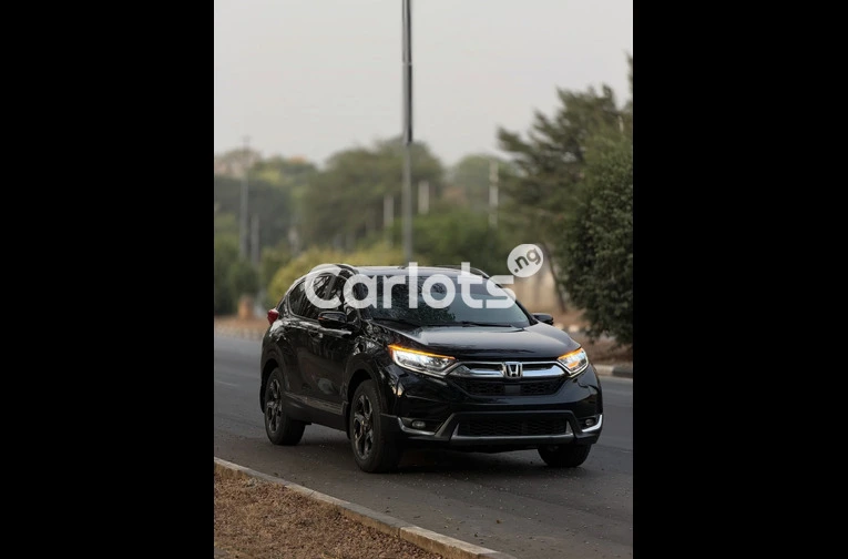 Honda CR-V 2017 – Foreign Used for sale in Asokoro, FCT - photo 2 of 7