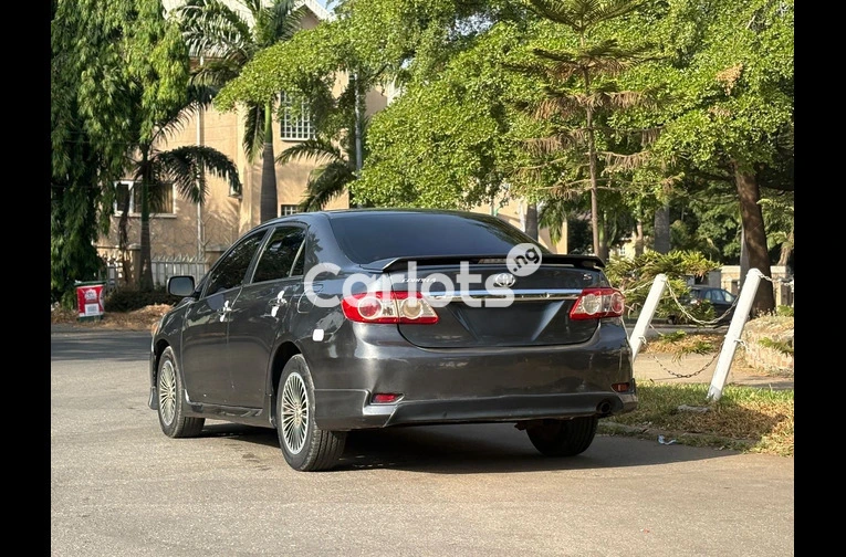 NIGERIAN USED TOYOTA COROLLA S 2012 MODEL