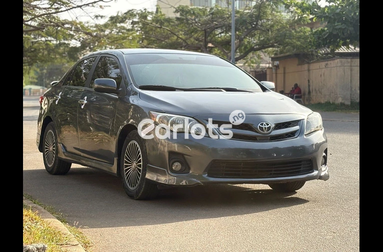 NIGERIAN USED TOYOTA COROLLA S 2012 MODEL for sale in Abuja, FCT - thumbnail 6