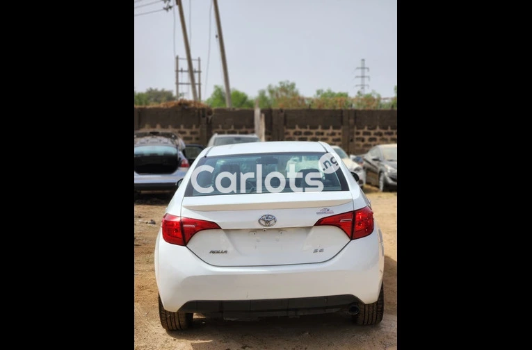 2017 TOYOTA COROLLA S E for sale in Kano, Kano - photo 7 of 7