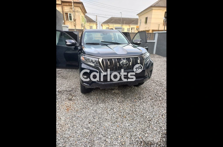 3MONTHS USED 2020 TOYOTA LANDCRUISER PRADO for sale in Lagos - photo 1 of 7
