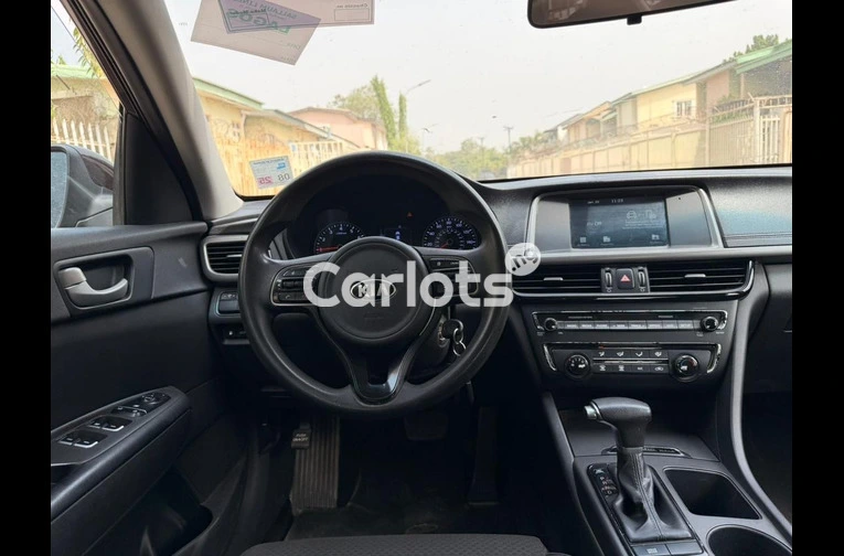 Foreign Used 2017 KIA OPTIMA for sale in Garki, FCT - thumbnail 4