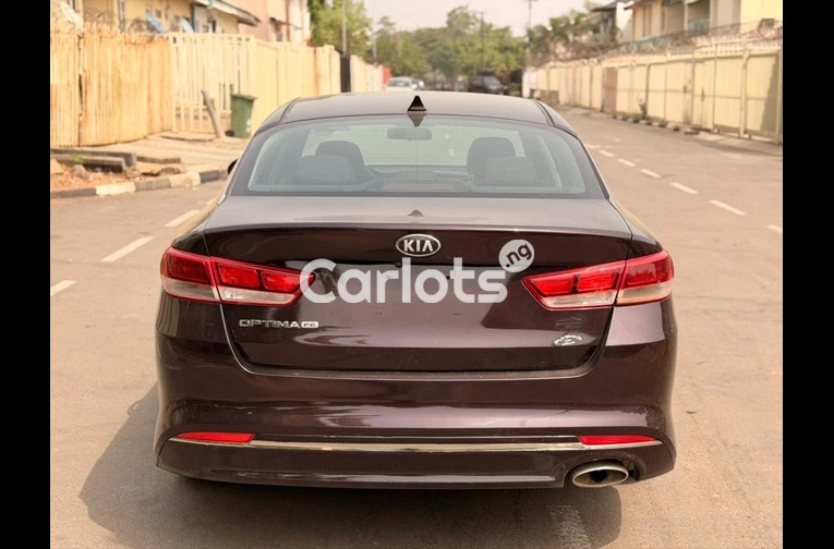 Foreign Used 2017 KIA OPTIMA for sale in Garki, FCT - photo 7 of 7