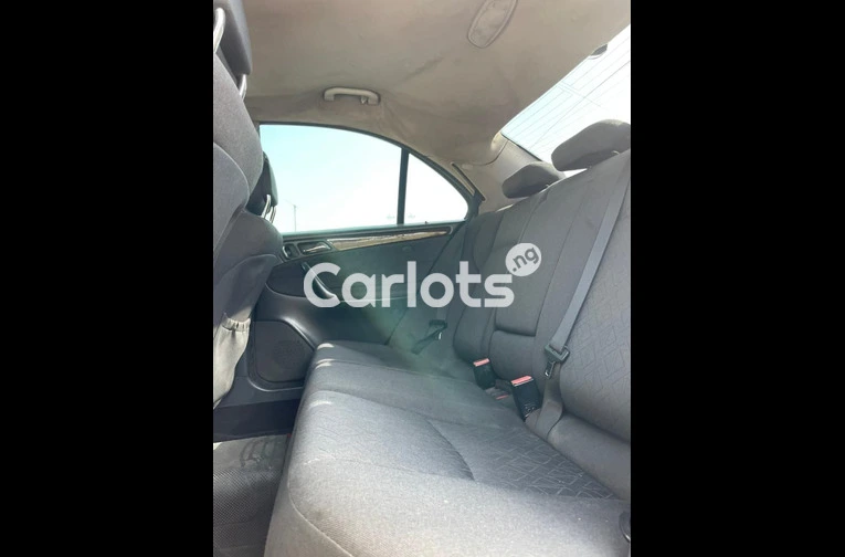 2007 Mercedes Benz C240 for sale in Garki, FCT - thumbnail 3