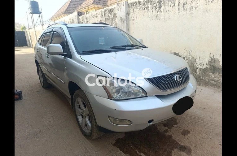 2006 LEXUS RX330 - 1/6
