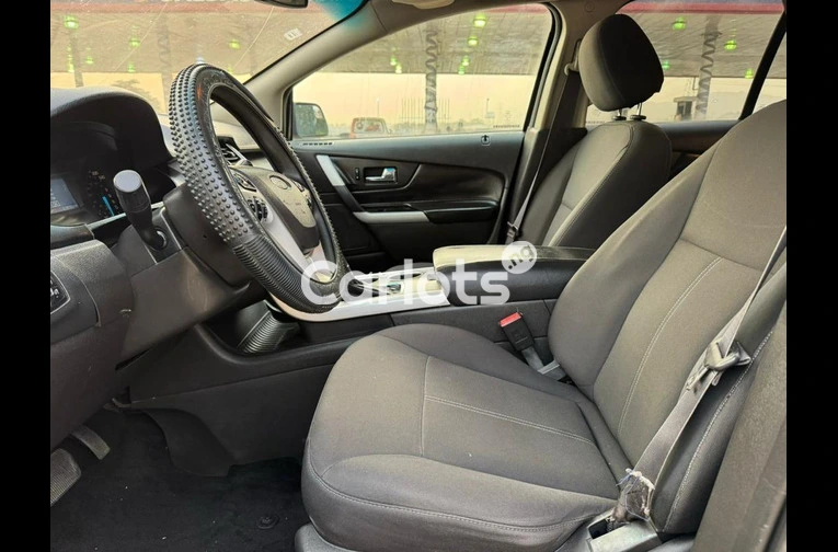Nigerian Used 2014 FORD EDGE for sale in Abuja, FCT - photo 4 of 7